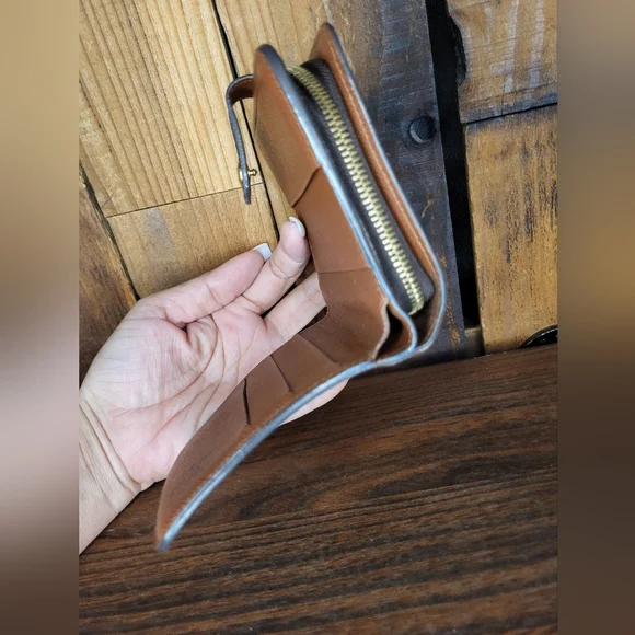 Louis Vuitton Bifold Zip Monogram Compact Wallet